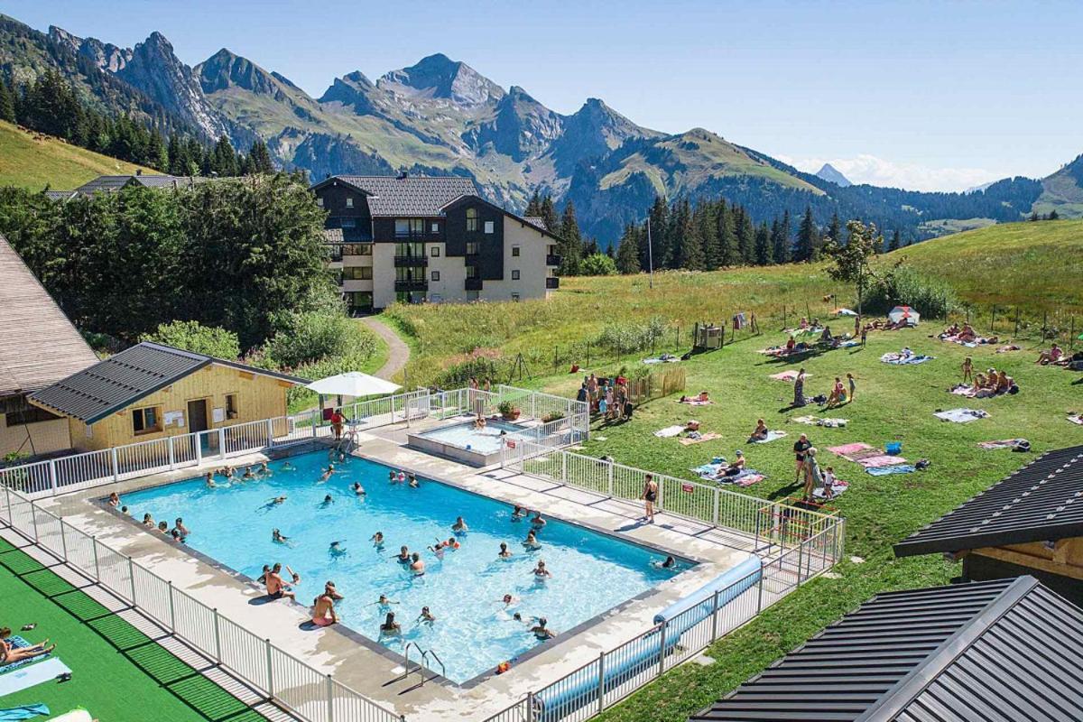 Appartement Au Coeur Des Aravis Manigod Exterior photo